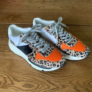 VICI animal print sneakers size 8